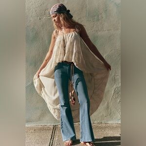 Love Bomb Flare Jeans NWOT dynamite